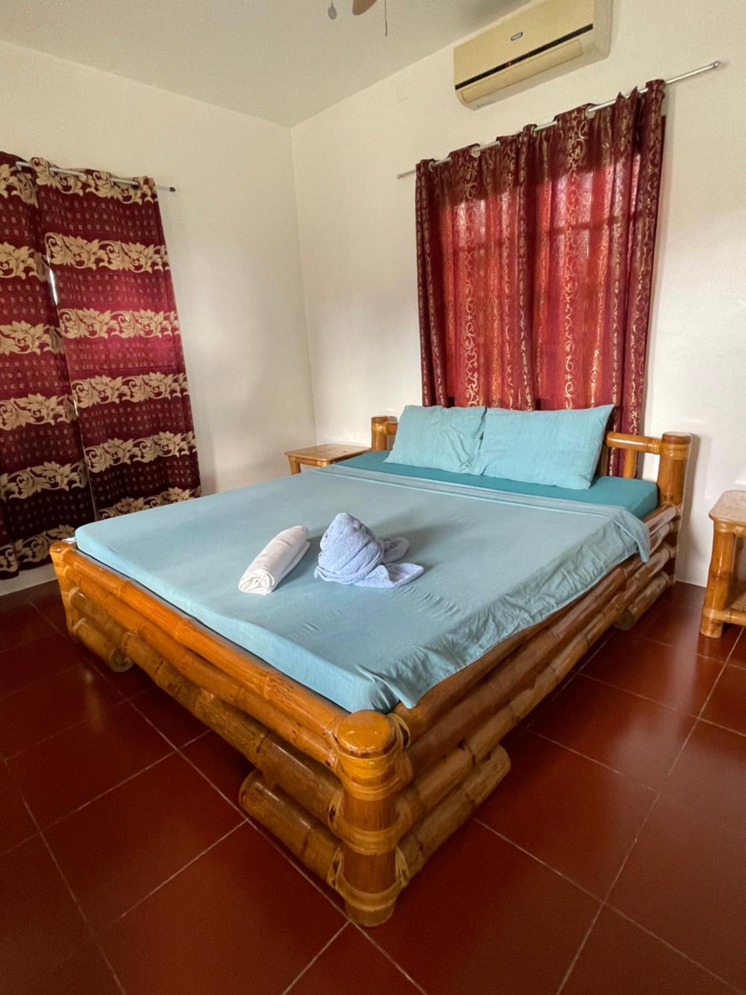 Tauig Beach Resort Moalboal Luaran gambar