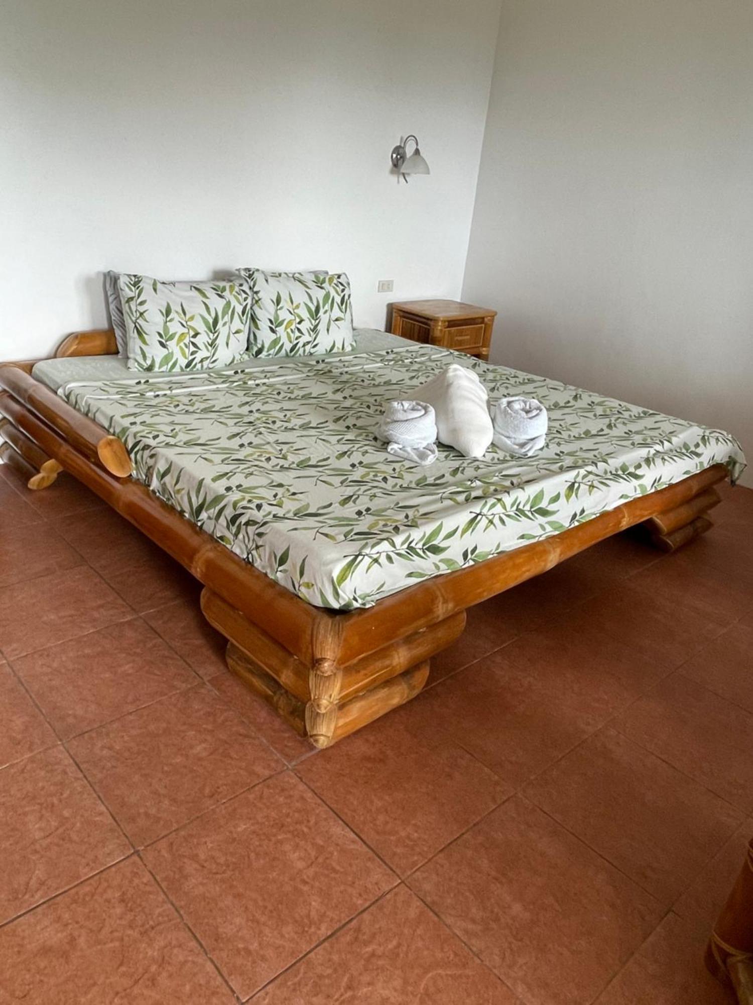 Tauig Beach Resort Moalboal Luaran gambar